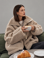 Silvia | Chaqueta Teddy Oversize de Cuello Alto