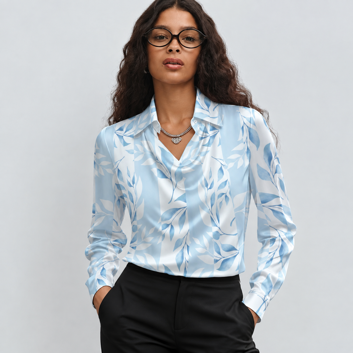 Silvia | Blusa de Lujo con Brillo y Cuello Plisado