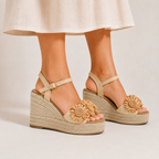 MUJER SANDALIA CUÑA VALERIA BEIGE