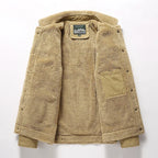 Chaqueta con borreguito y bolsillos cómoda