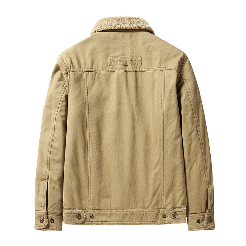 Chaqueta con borreguito y bolsillos cómoda